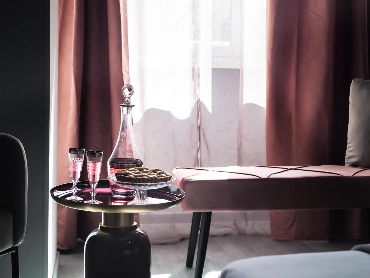 C'Est La Vie Suites Rome Exterior photo
